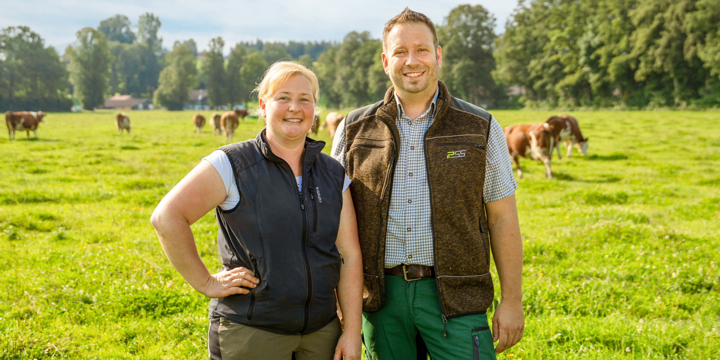 Naturland-Landwirt Tobias Müller und Frau Müller.